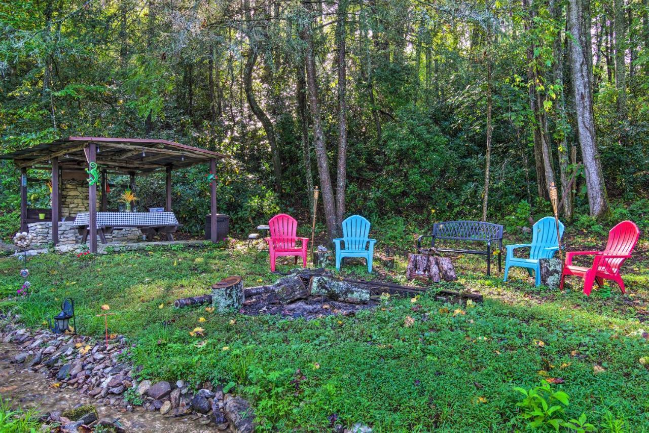Shaw Creek With Fire Pit And Forest Views Hendersonville